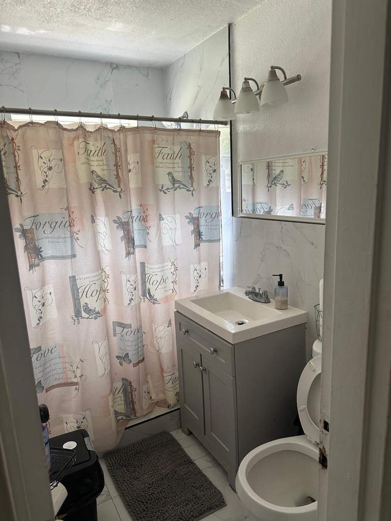 1420 N 70th Avenue - Photo 14