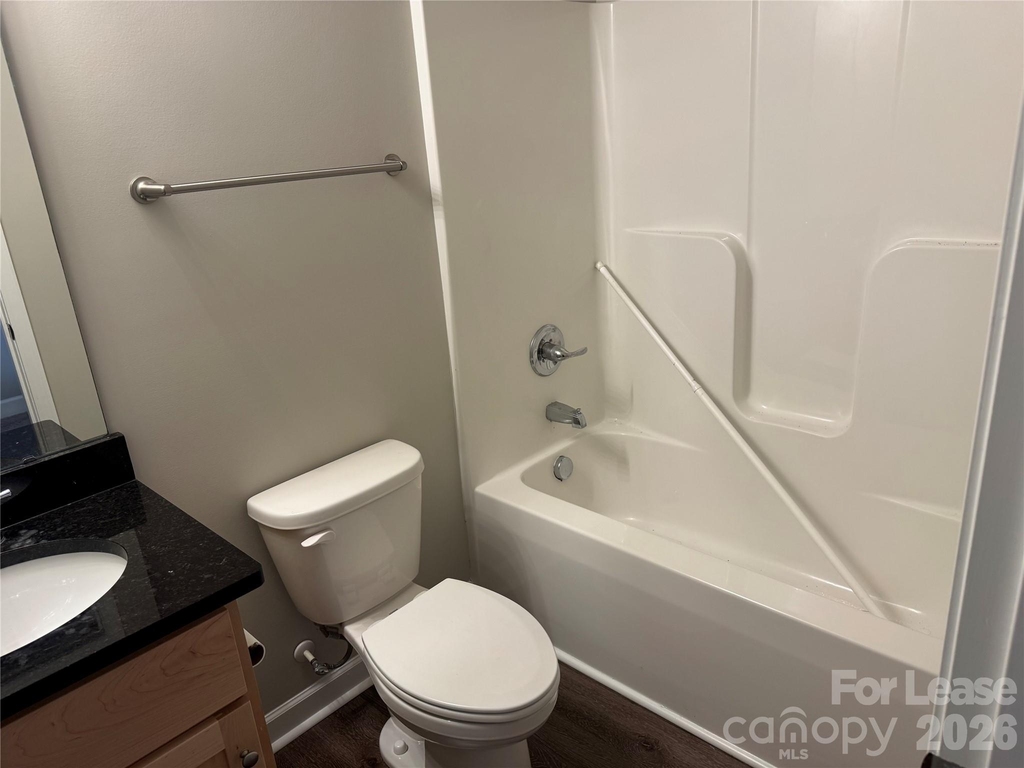 211 N Oak Street - Photo 9
