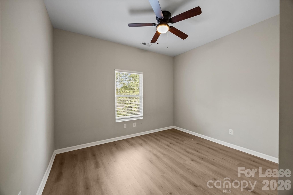 3130 Celia Avenue - Photo 22