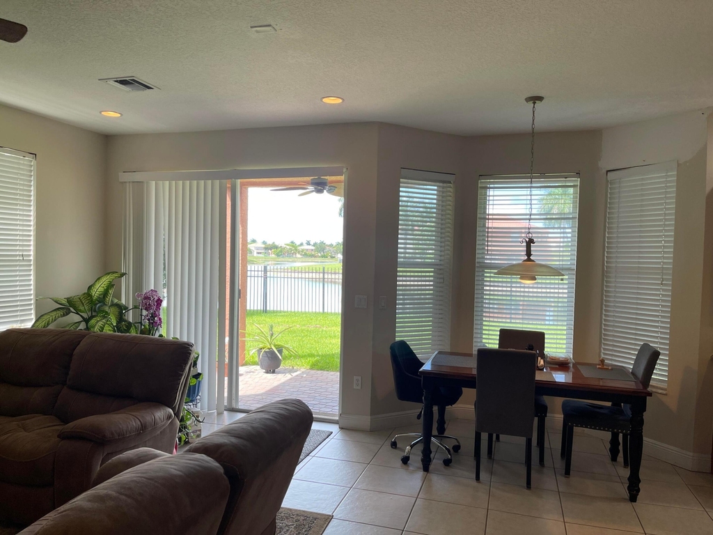 9828 Stover Way - Photo 8