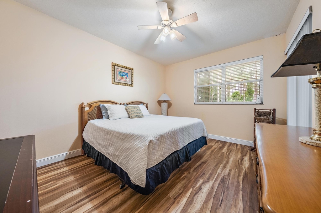 9224 Wentworth Lane - Photo 9