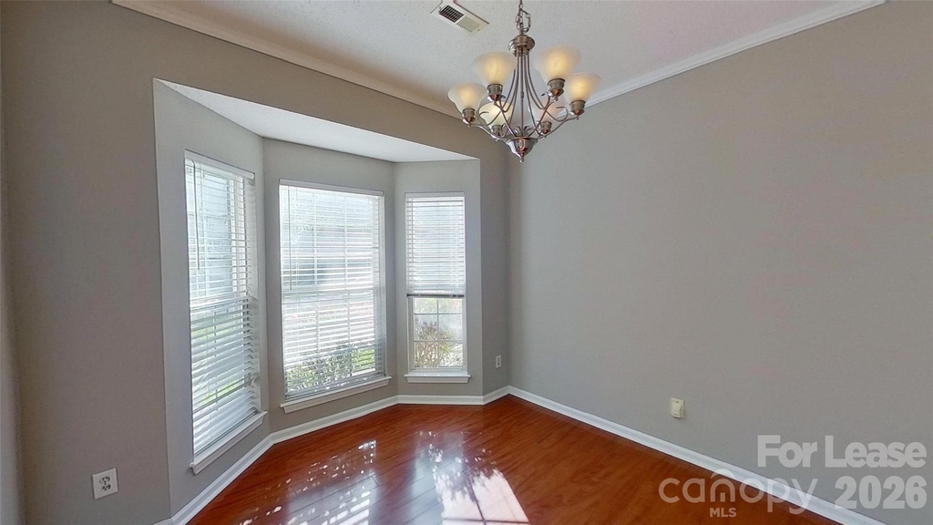 7236 Rock Island Road - Photo 3
