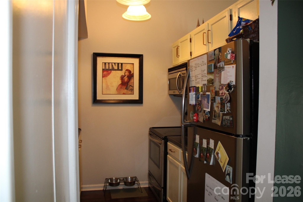 430 Queens Road - Photo 1