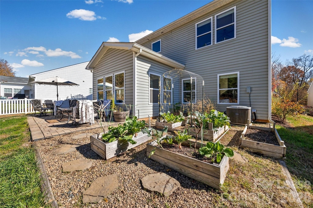 1668 Beleek Ridge Lane - Photo 29