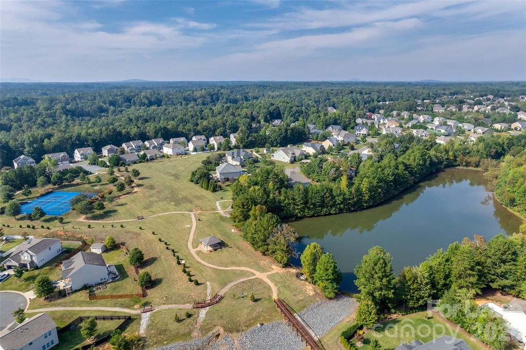 1668 Beleek Ridge Lane - Photo 34