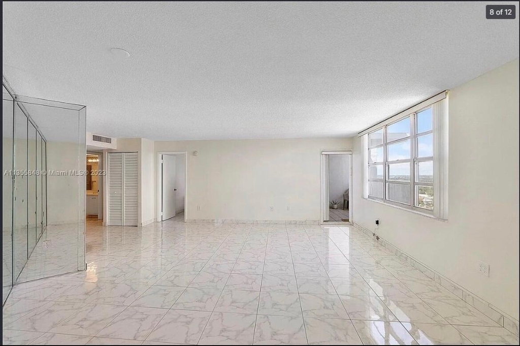 2750 Ne 183rd Street - Photo 0