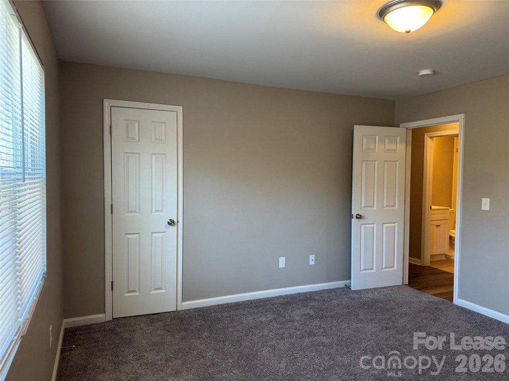 2335 Carmine Street - Photo 10