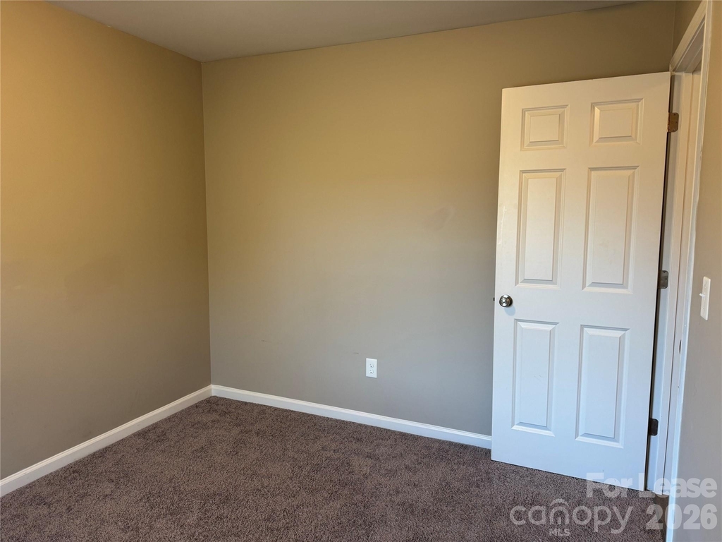 2335 Carmine Street - Photo 14