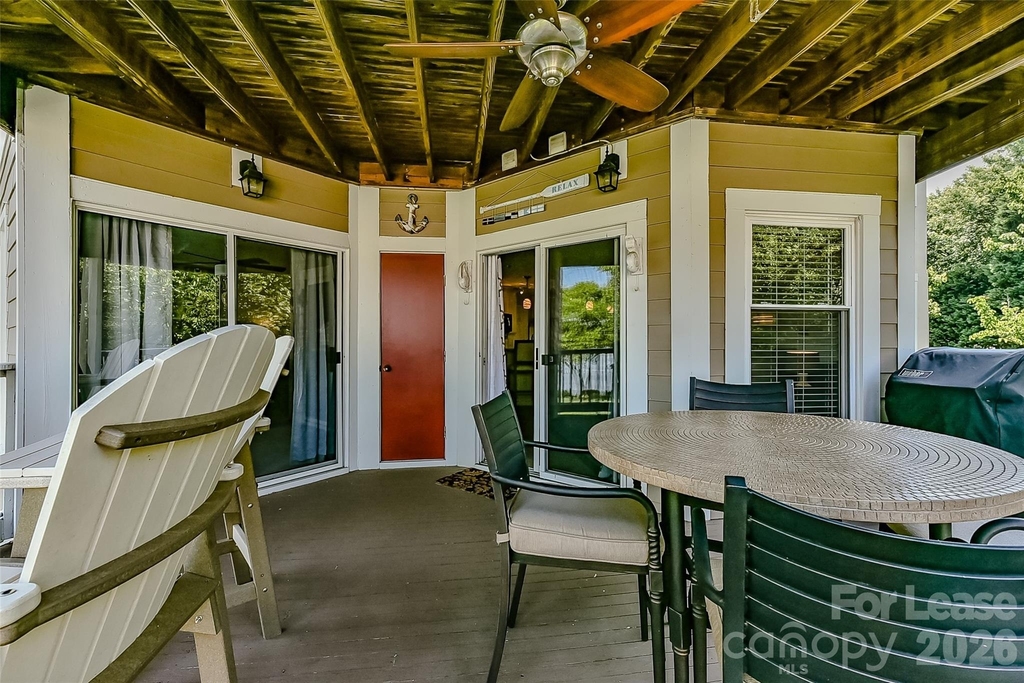 18557 Vineyard Point Lane - Photo 6