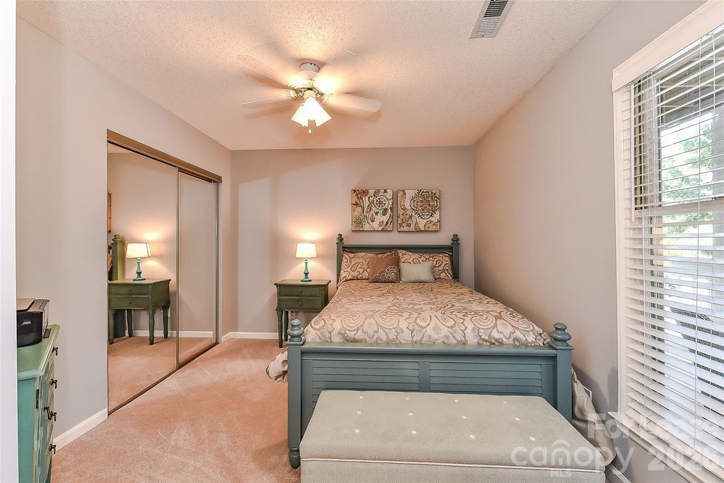 18557 Vineyard Point Lane - Photo 23