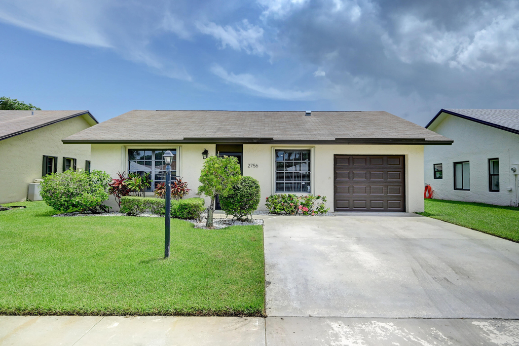 2756 Carnation Court - Photo 0