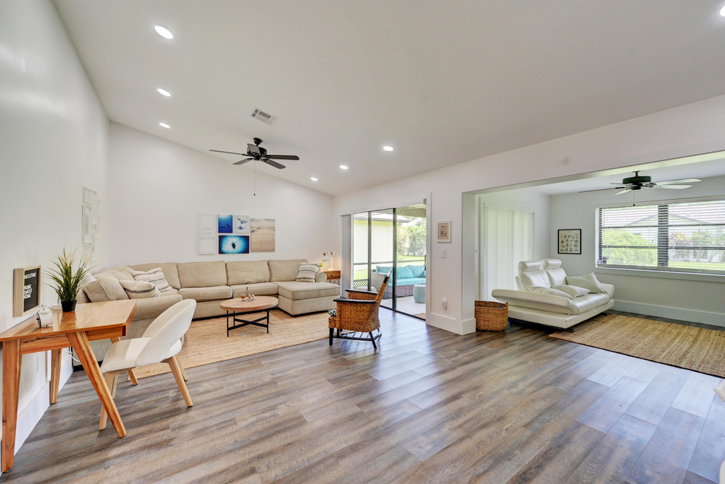2756 Carnation Court - Photo 4