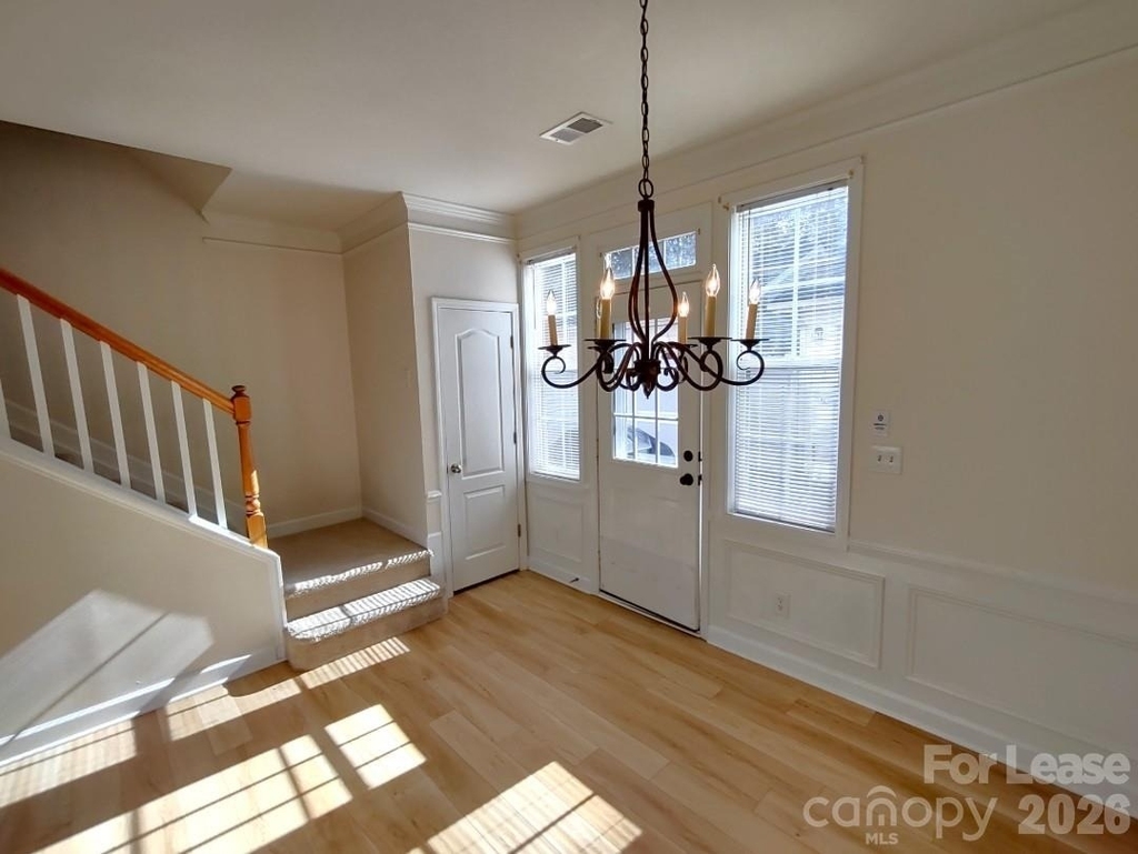 8606 Beaver Creek Drive - Photo 5
