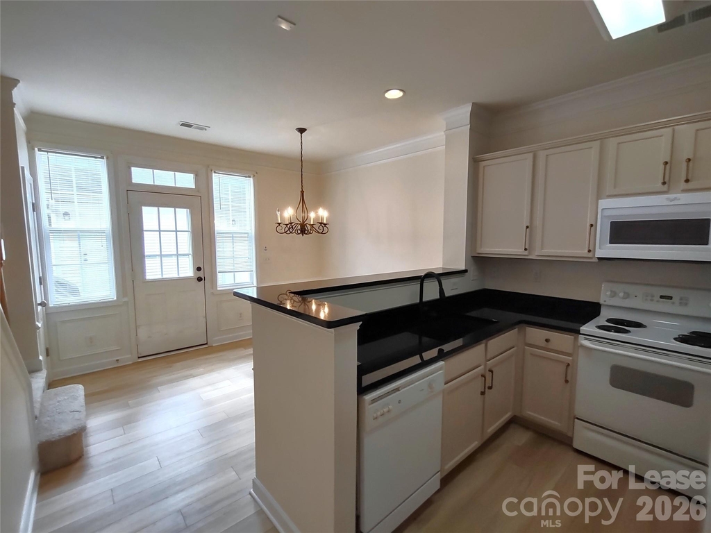 8606 Beaver Creek Drive - Photo 2