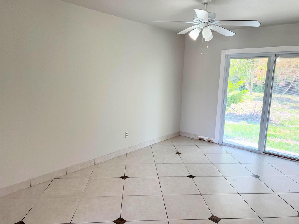 311 Sw Homeland Road - Photo 6