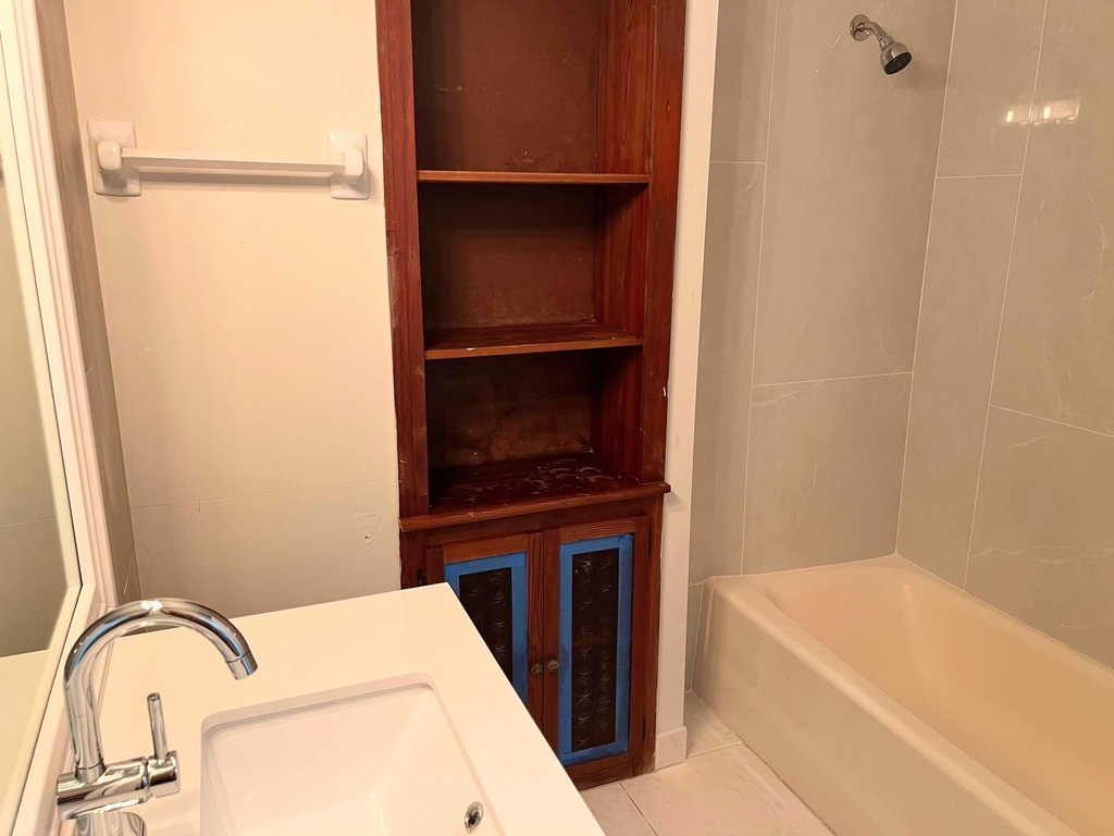 311 Sw Homeland Road - Photo 18