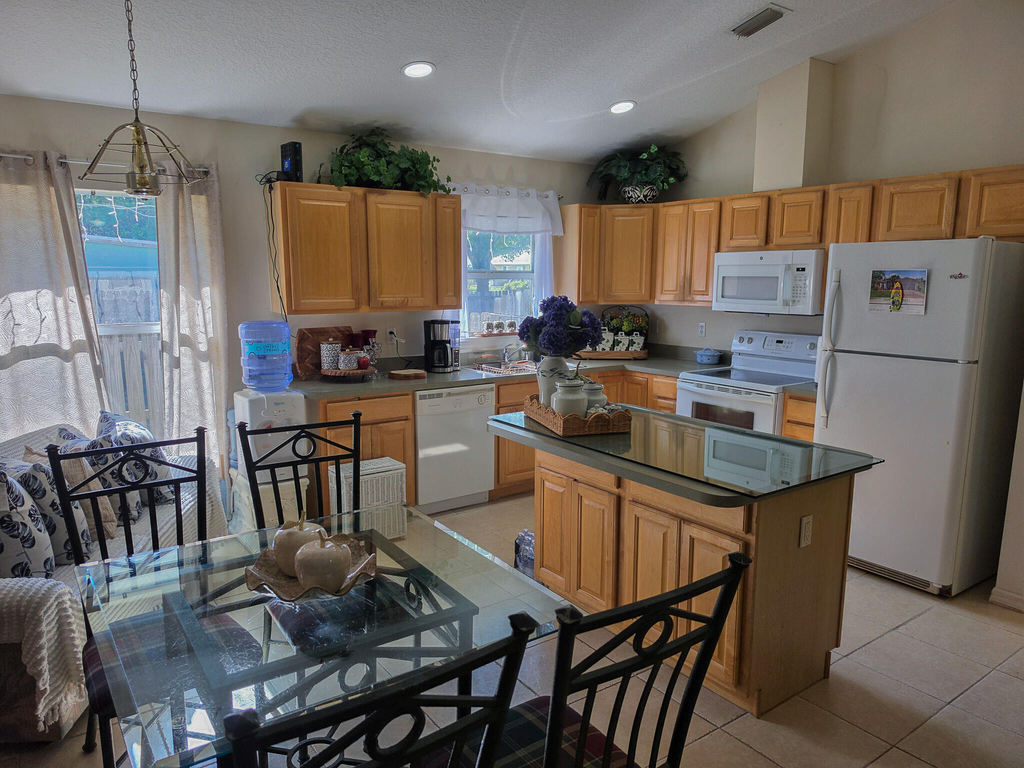 8415 22nd Street - Photo 7