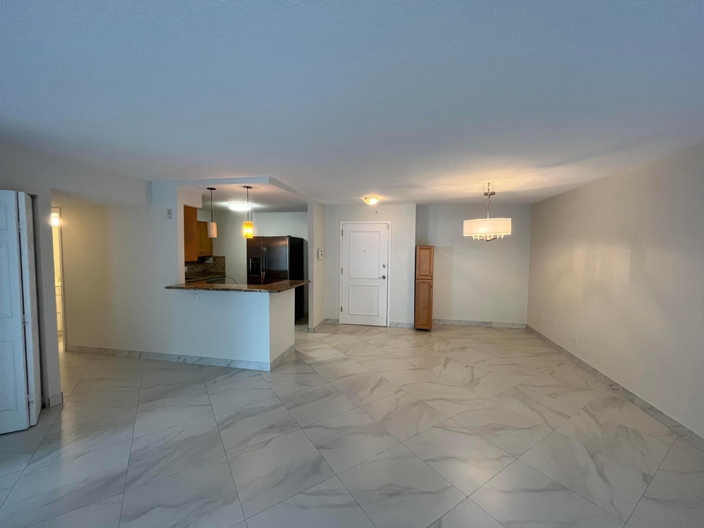 1000 Spanish River Road - Photo 9