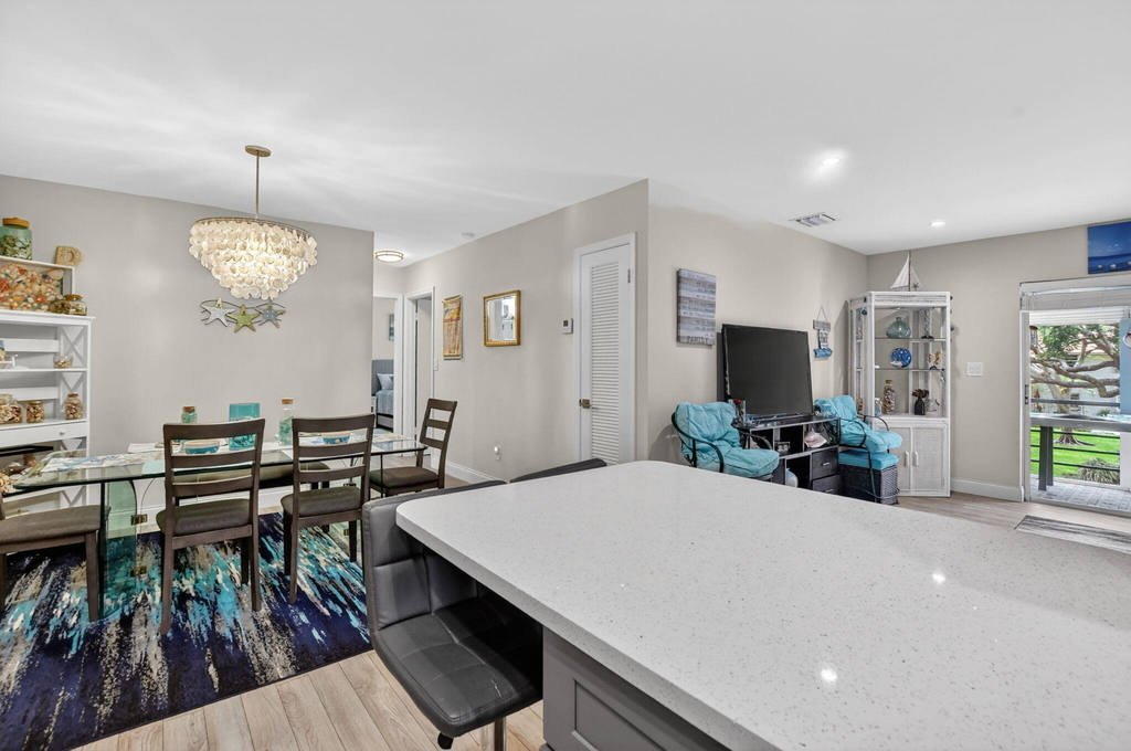 1050 Nw 13th Street - Photo 14
