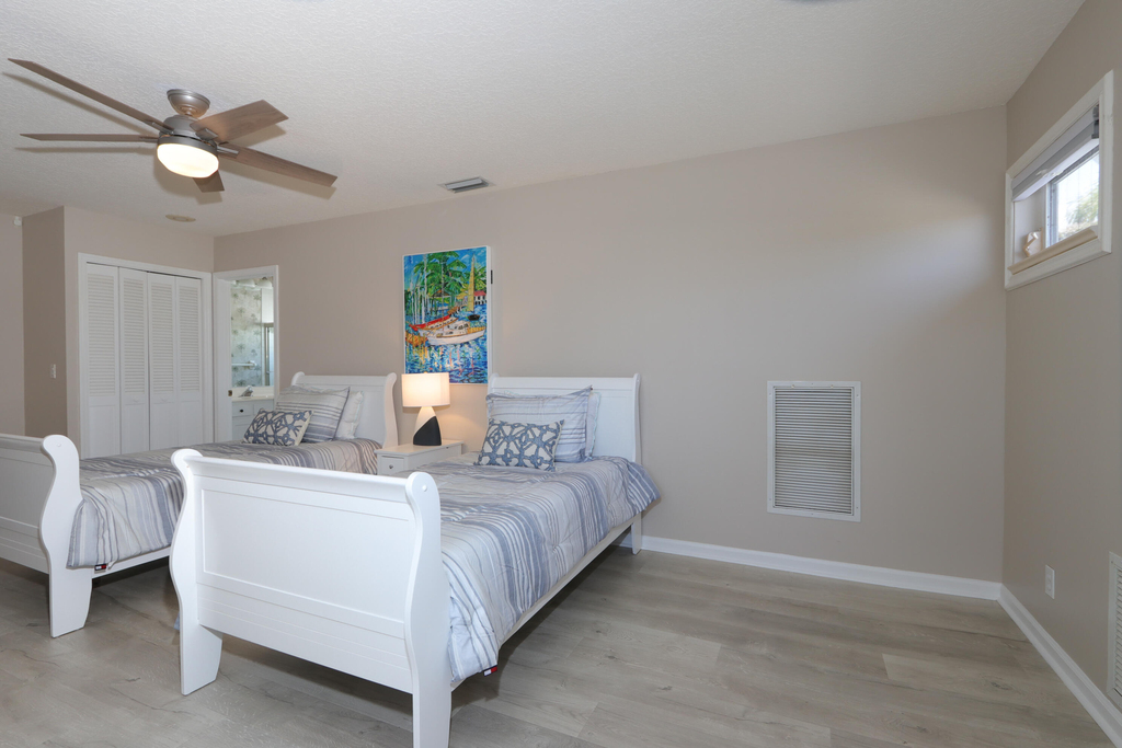 400 Seaside Lane - Photo 39