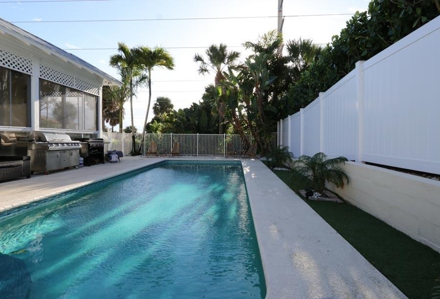 400 Seaside Lane - Photo 3