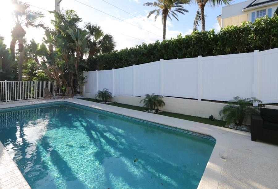 400 Seaside Lane - Photo 2