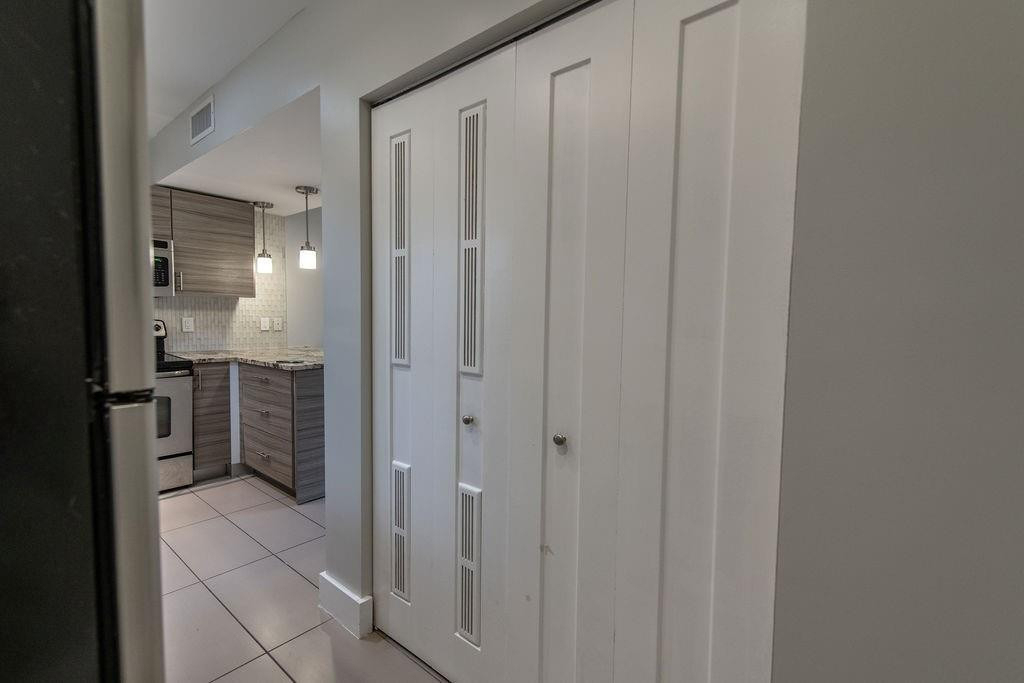 64 Isle Of Venice Drive - Photo 8