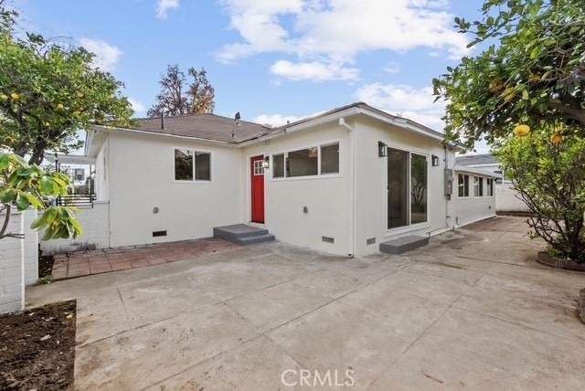 1421 E Norwood Place - Photo 2