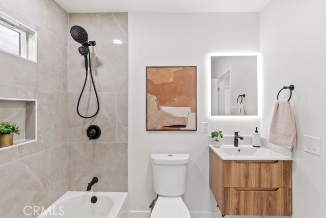 1421 E Norwood Place - Photo 13