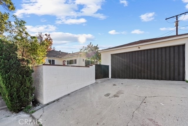 1421 E Norwood Place - Photo 17