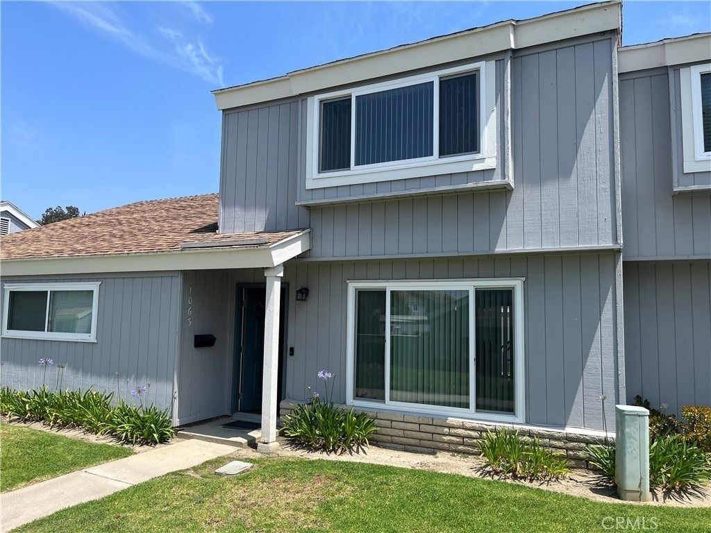 1063 Canyon Spring Lane - Photo 0
