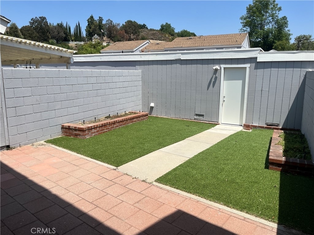 1063 Canyon Spring Lane - Photo 17