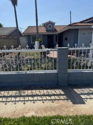 12123 Laurel - Photo 1