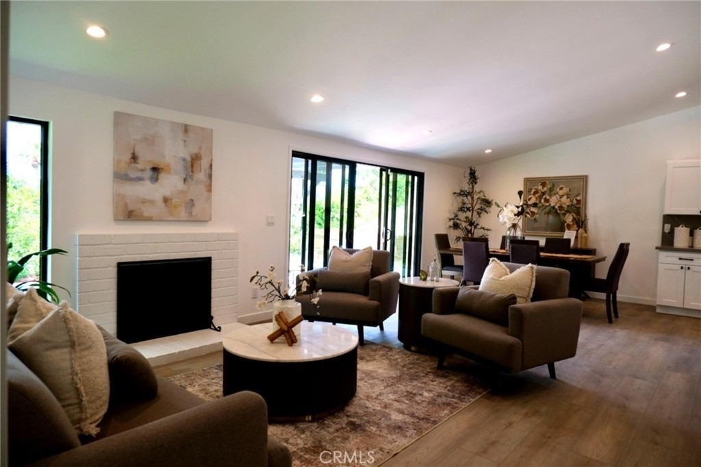 5703 Mcdonie - Photo 5