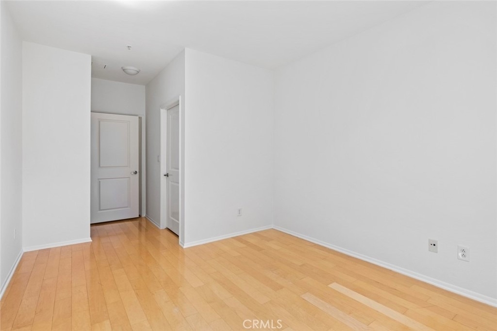 6400 Crescent Park E - Photo 10