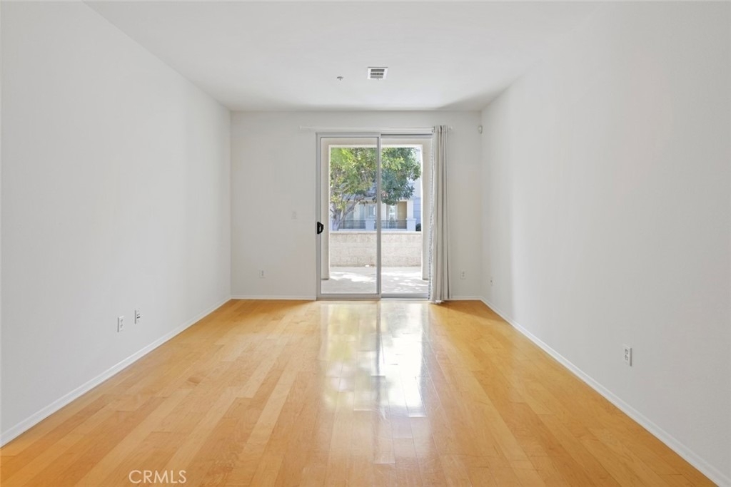 6400 Crescent Park E - Photo 7
