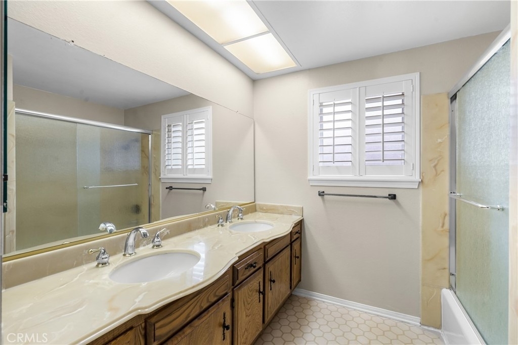 11861 Darby Avenue - Photo 40