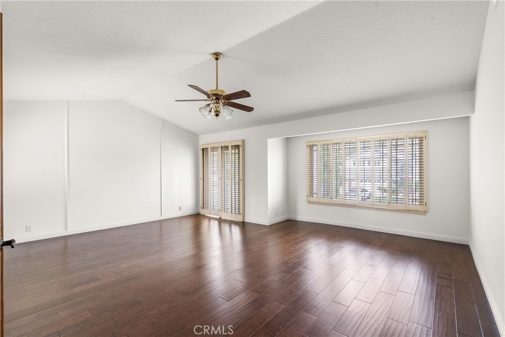 11861 Darby Avenue - Photo 23
