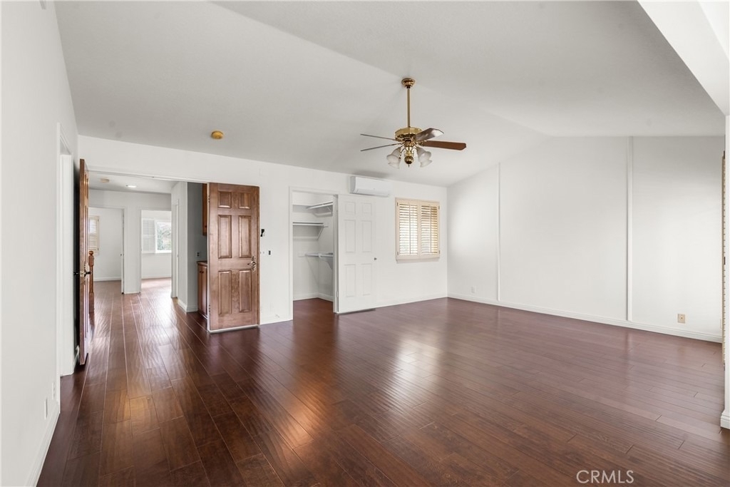 11861 Darby Avenue - Photo 24