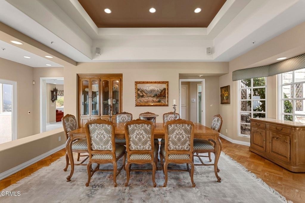 1401 Glen Oaks Boulevard - Photo 9