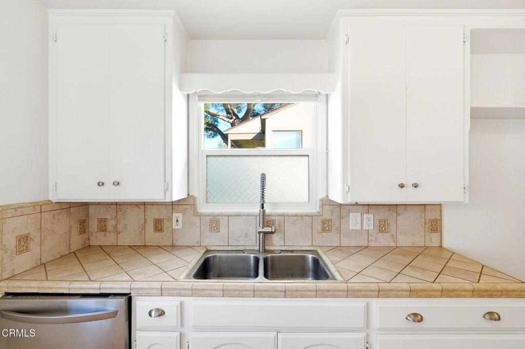 3153 Orange Avenue - Photo 12