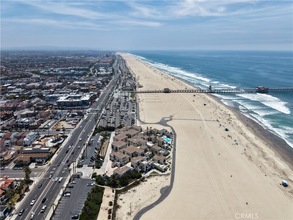 711 Pacific Coast Highway - Photo 43