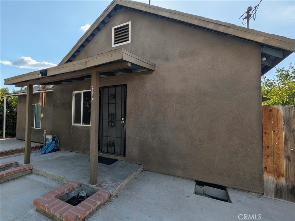 2319 Wilshire Street - Photo 0