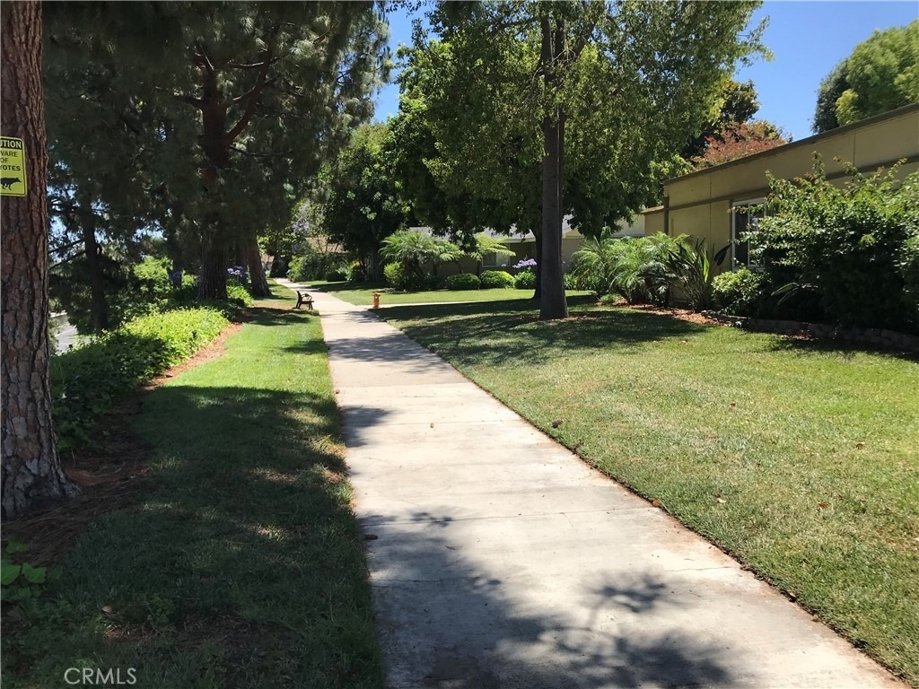 21 Avenida Castilla - Photo 2