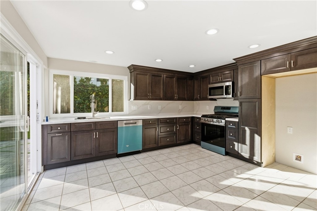 25302 Neptune Drive - Photo 5