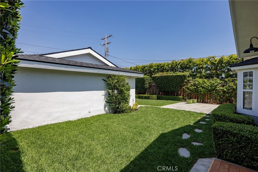 408 Flower Street - Photo 27