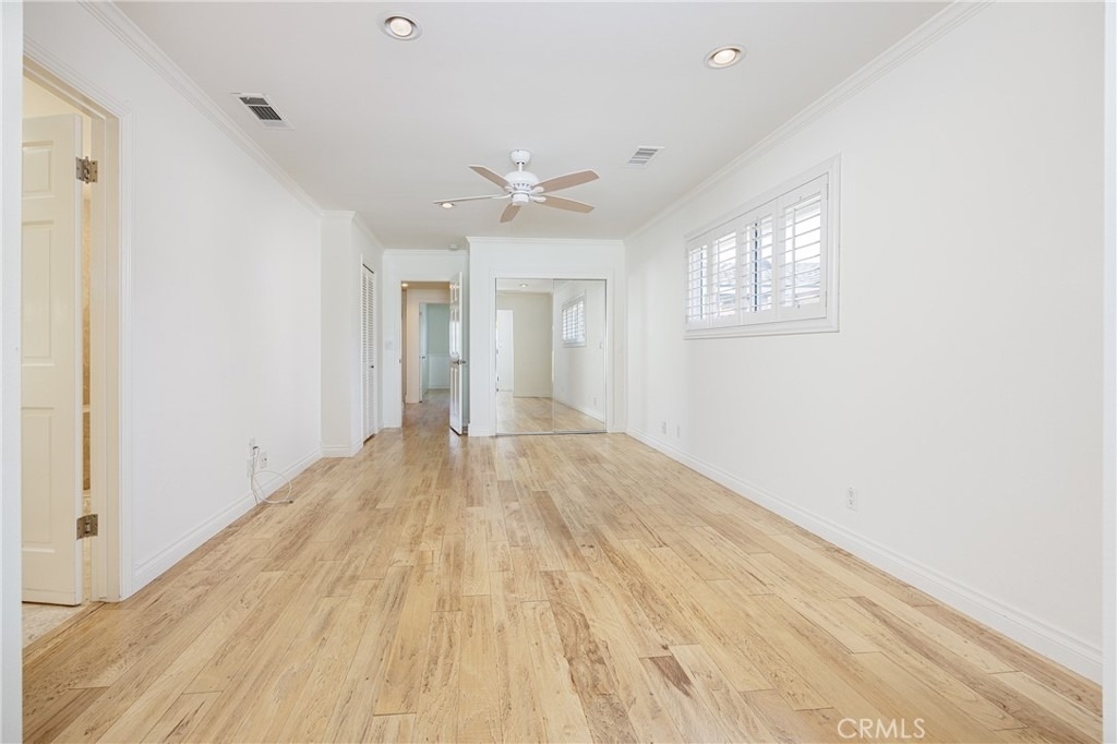408 Flower Street - Photo 17