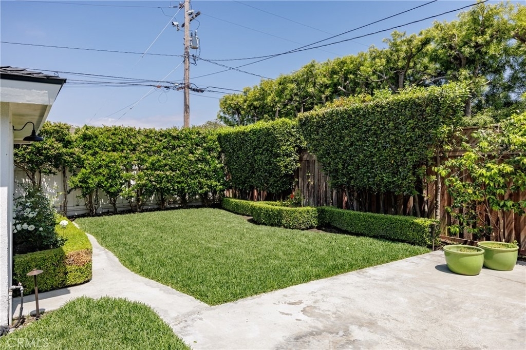 408 Flower Street - Photo 28