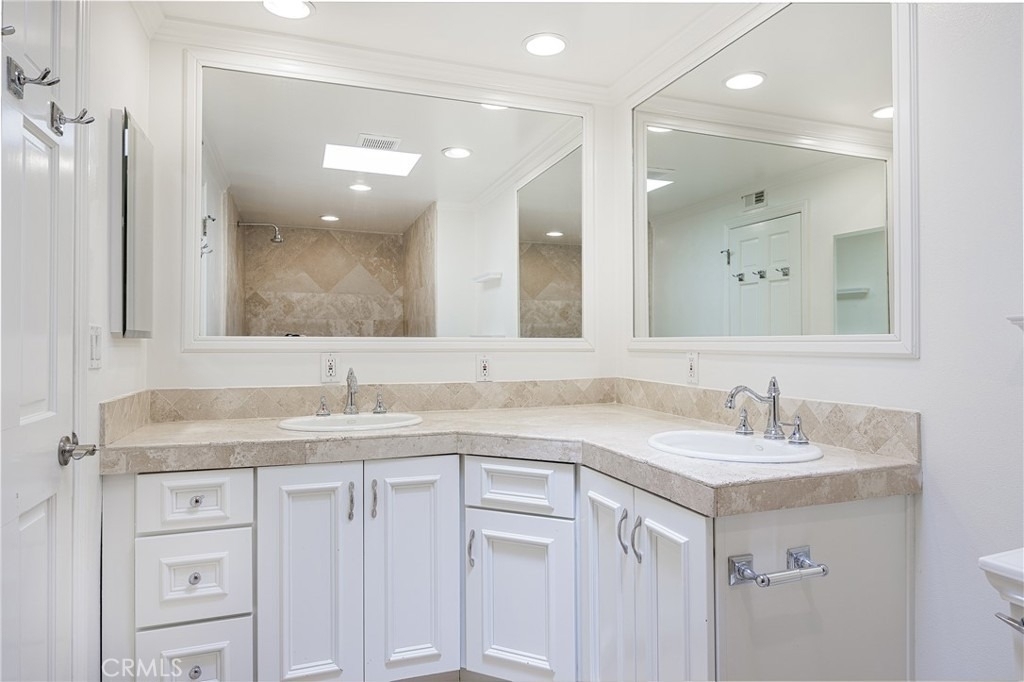 408 Flower Street - Photo 21