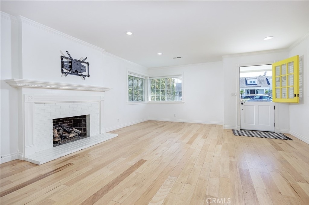 408 Flower Street - Photo 5